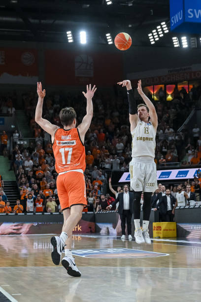 中场发动快 中场发动快